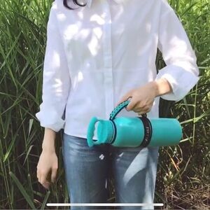 Fifty fifty Black and Teal Paracord Tumbler holder handle